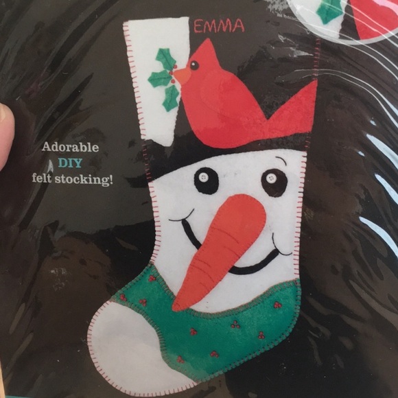 DIY Artistic Felt Stocking Kit Snowman ⛄️ w/Red Bird NWT - Picture 3 of 6